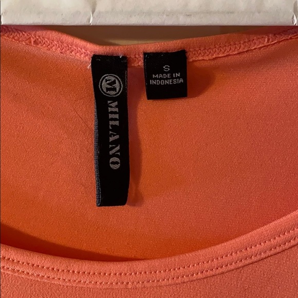 Coral top - Picture 3 of 4